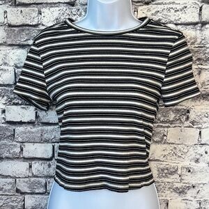 Divided Stripped Cropped T-shirt Size L